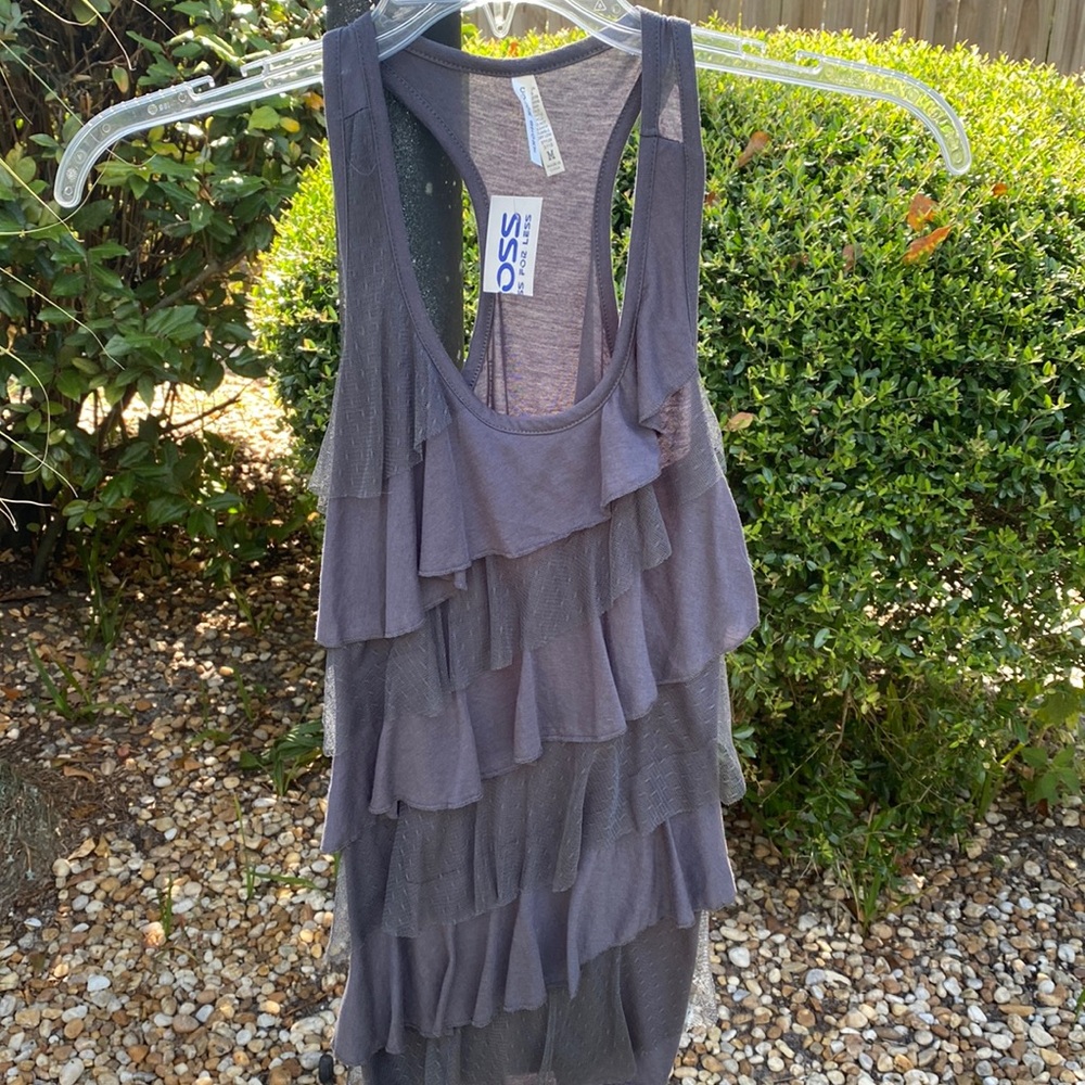Sexy gray ruffle tank size M NWT